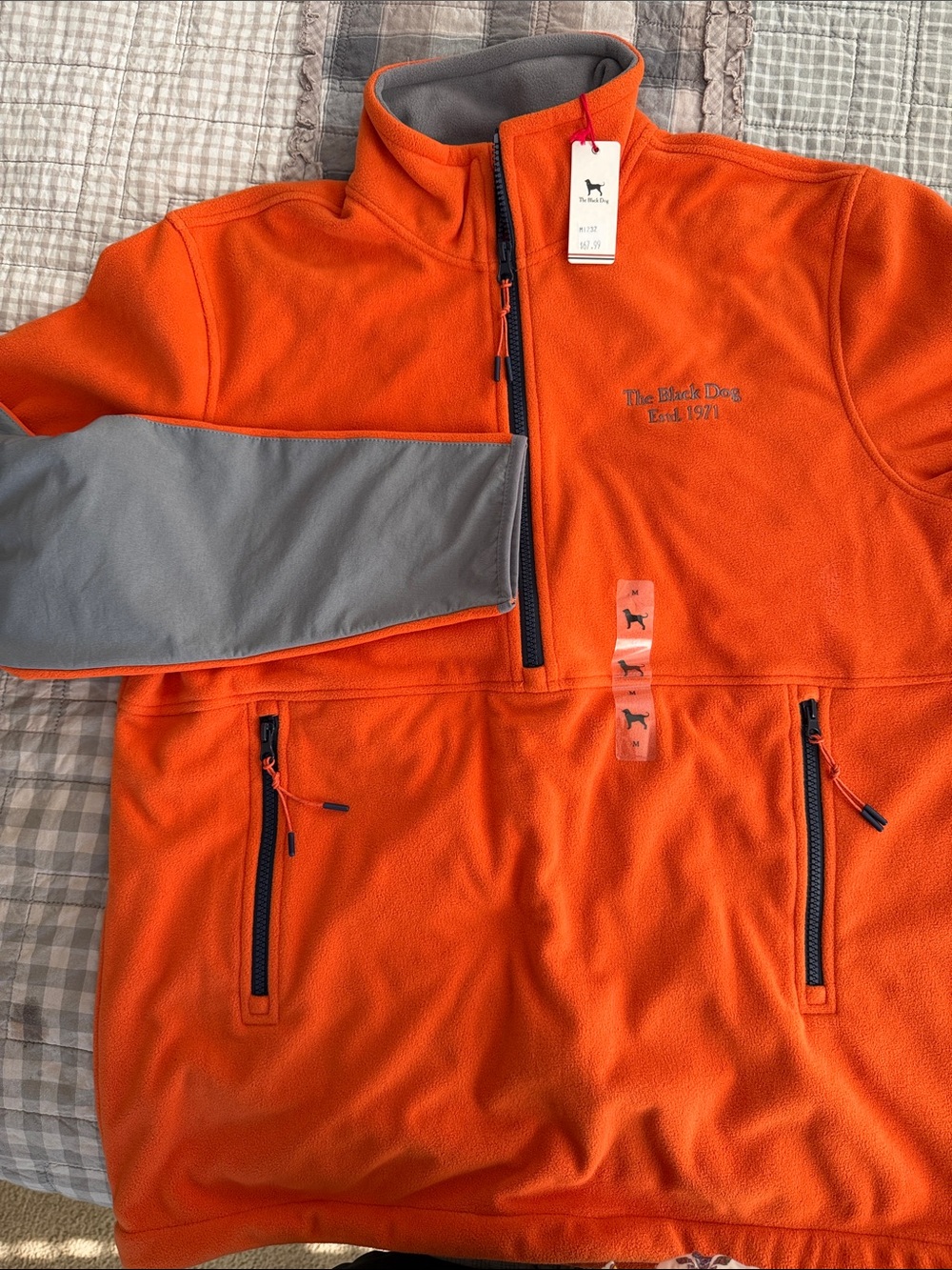 The Black Dog Men's Bright Orange & Gray Quarter-Zip Fleece Pullover